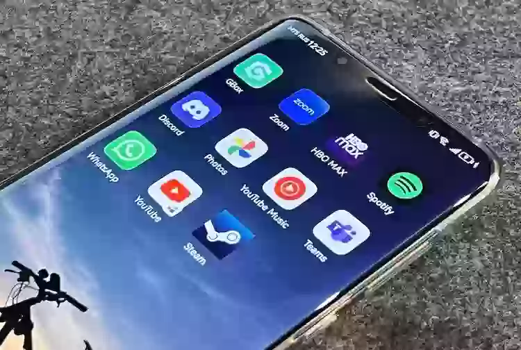 Как установить YouTube, WhatsApp и Google на Huawei в два клика